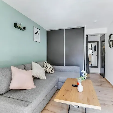 Centre Equipe, Netflix & Fibre Apartament *